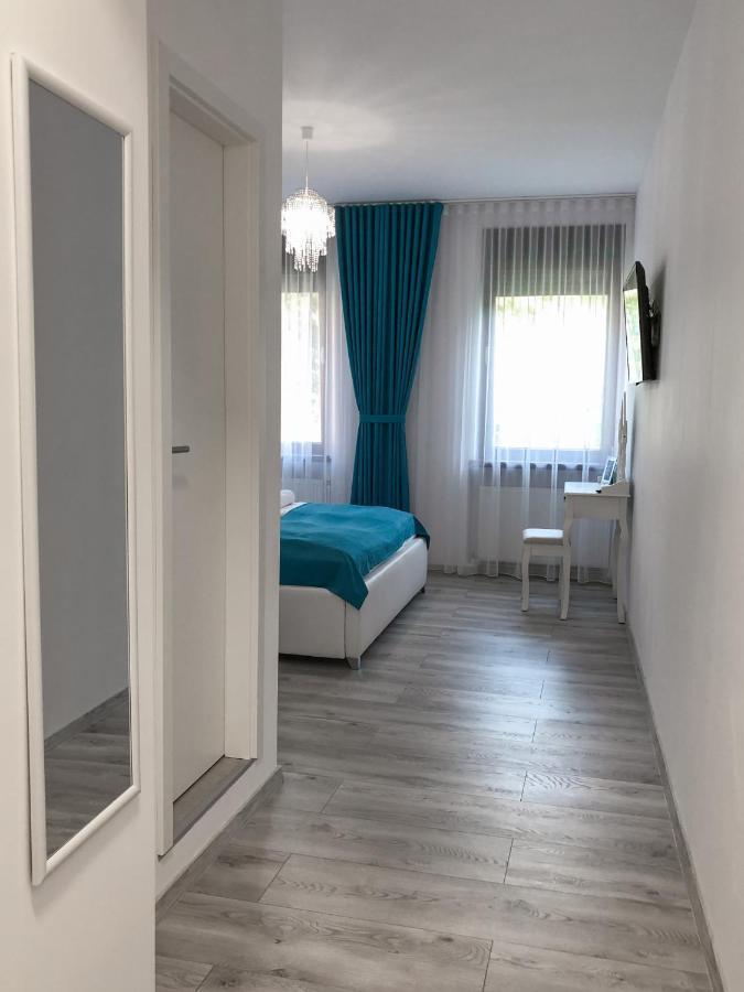 Gizell Apartment 1 Sybin Zewnętrze zdjęcie